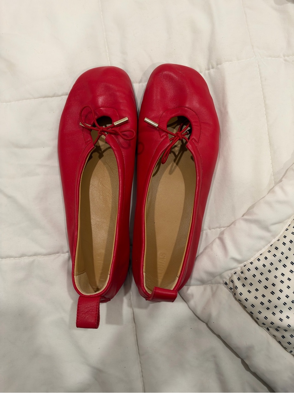 Aloha Rosalind Flats - Red
